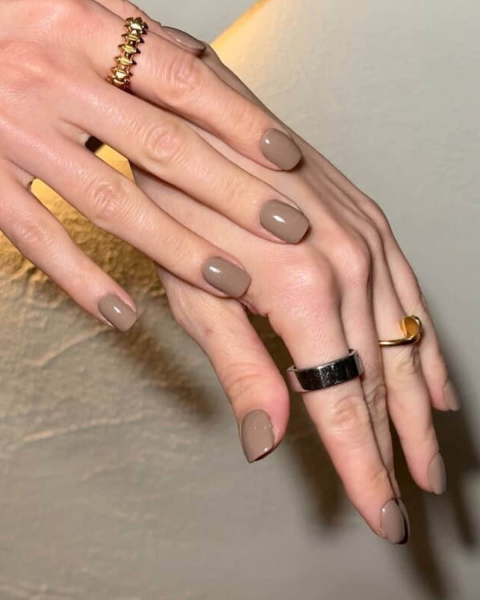 mushroom taupe nails a winter 2025 nail polish color trend